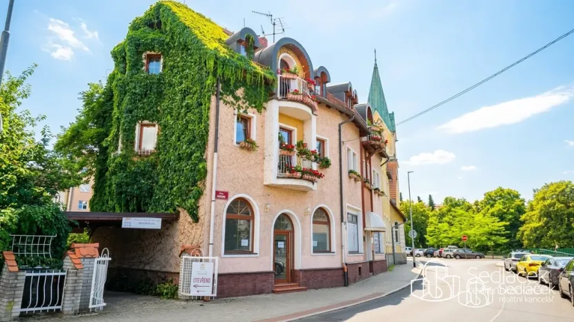 Pronájem kanceláře, Sokolov, nábřeží Petra Bezruče, 25 m2