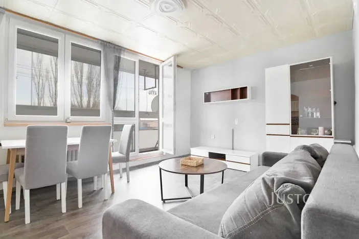 Prodej bytu 3+1, Meziboří, J. A. Komenského, 61 m2