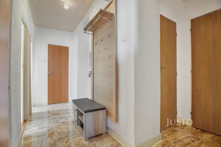 Prodej bytu 3+1, Meziboří, J. A. Komenského, 61 m2