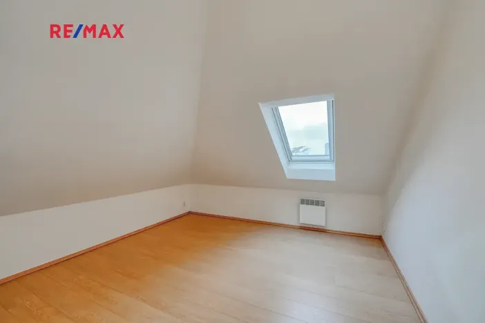 Pronájem bytu 4+1, Praha - Žižkov, Na Balkáně, 98 m2