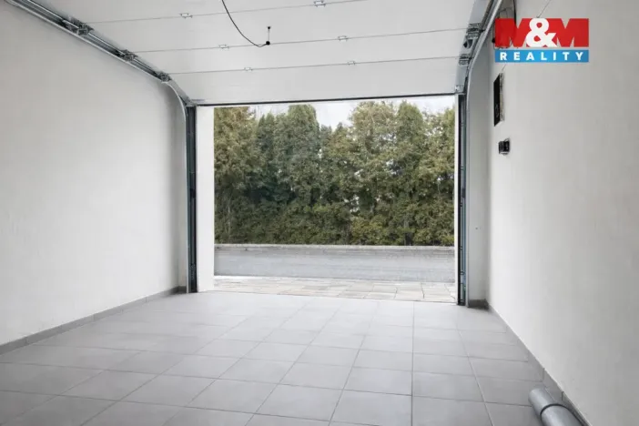 Prodej garáže, Bílovec, Příkopní, 23 m2