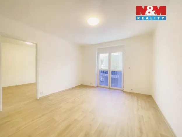 Pronájem bytu 2+1, Zlín, Štefánikova, 54 m2