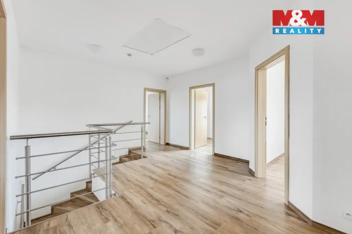 Prodej rodinného domu, Tmaň, K Vodojemu, 188 m2