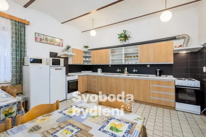 Prodej rodinného domu, Česká Metuje - Skalka, 386 m2