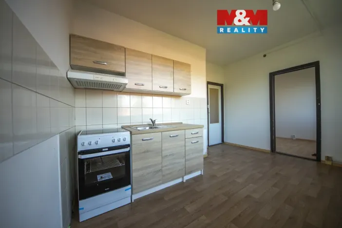 Prodej bytu 2+1, Děčín - Děčín V-Rozbělesy, Závodní, 43 m2