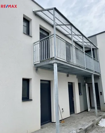 Pronájem bytu 1+kk, Zlín - Malenovice, Jarolímkovo náměstí, 27 m2