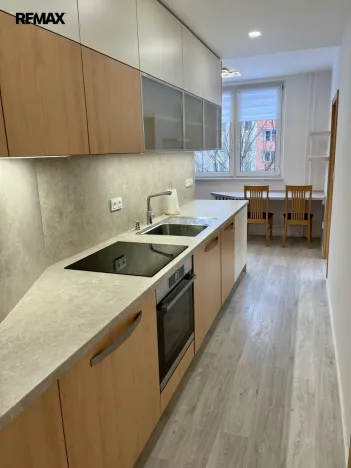 Prodej bytu 4+1, Otrokovice, Nádražní, 96 m2