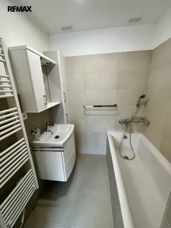 Prodej bytu 4+1, Otrokovice, Nádražní, 96 m2