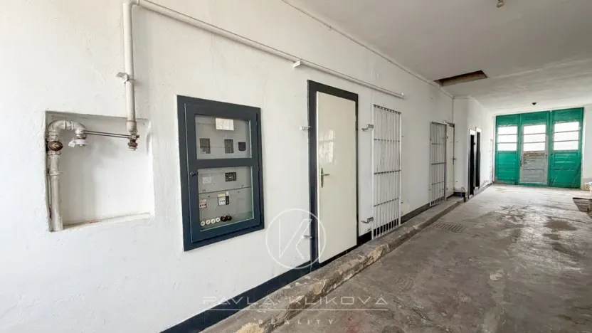 Pronájem obchodního prostoru, Plzeň, Sušická, 62 m2