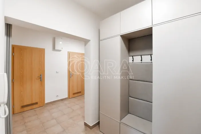 Pronájem bytu 2+kk, Praha - Krč, Panuškova, 83 m2