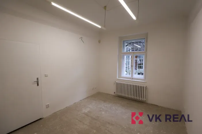 Pronájem obchodního prostoru, Praha - Břevnov, Bělohorská, 75 m2