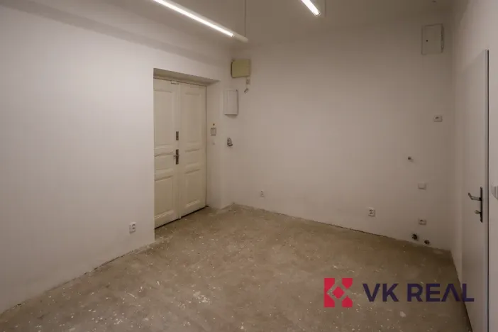 Pronájem obchodního prostoru, Praha - Břevnov, Bělohorská, 75 m2