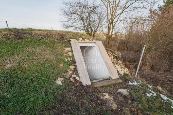 Prodej rodinného domu, Benátky, 145 m2