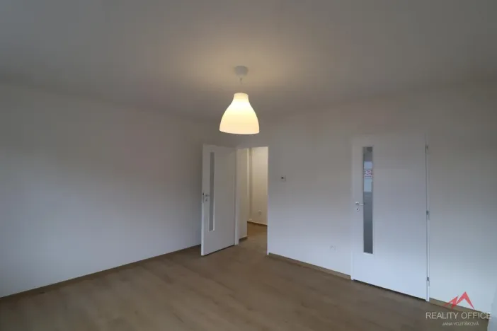 Pronájem bytu 3+1, Děčín - Děčín III-Staré Město, Oblouková, 57 m2