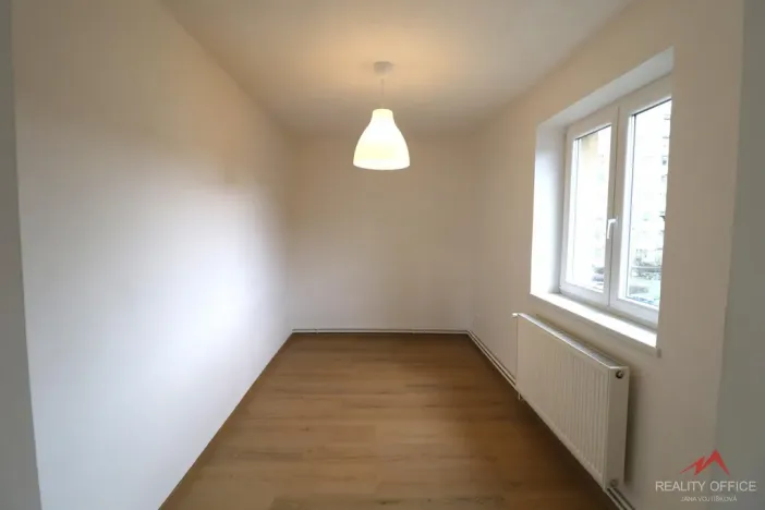 Pronájem bytu 3+1, Děčín - Děčín III-Staré Město, Oblouková, 57 m2