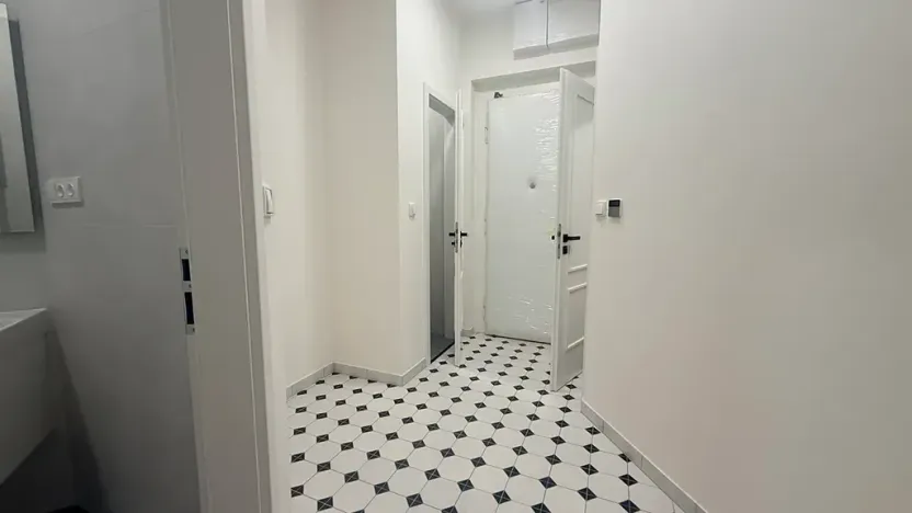 Pronájem bytu 2+kk, Praha - Vršovice, Žitomírská, 60 m2