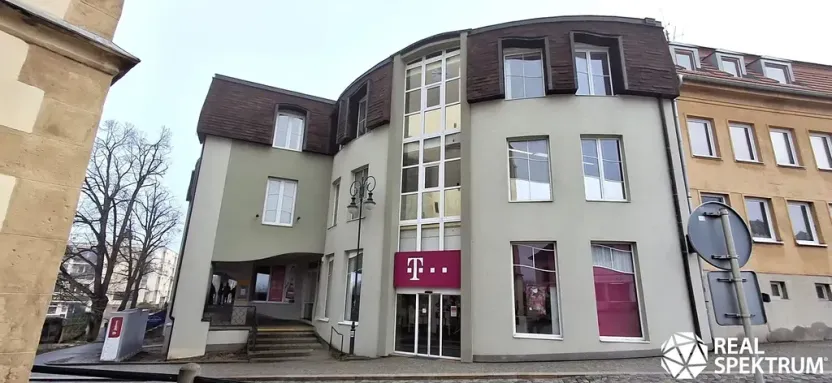 Pronájem obchodního prostoru, Boskovice, nám. Dr. Snětiny, 100 m2