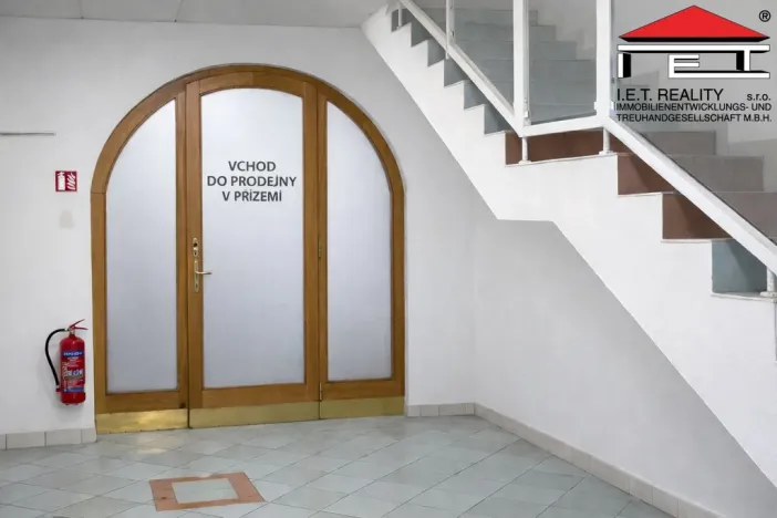 Pronájem obchodního prostoru, Brno, Josefská, 117 m2