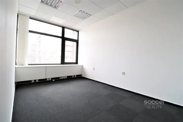 Pronájem kanceláře, Praha - Libeň, Sokolovská, 17 m2