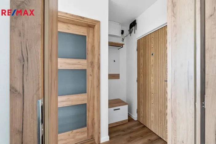 Prodej bytu 1+1, Hradec Králové - Nový Hradec Králové, třída Edvarda Beneše, 41 m2