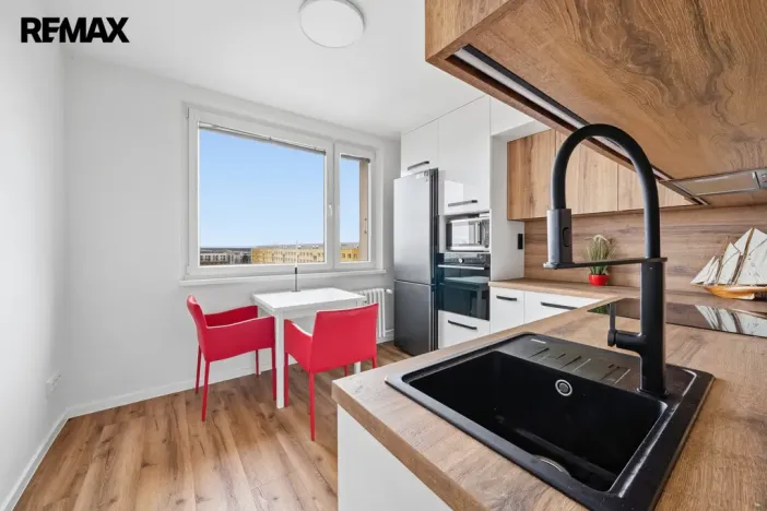 Prodej bytu 1+1, Hradec Králové - Nový Hradec Králové, třída Edvarda Beneše, 41 m2