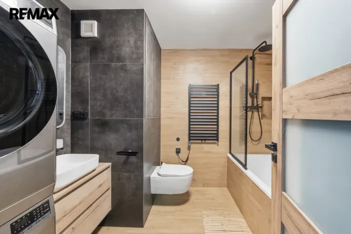 Prodej bytu 1+1, Hradec Králové - Nový Hradec Králové, třída Edvarda Beneše, 41 m2