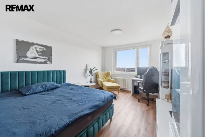 Prodej bytu 1+1, Hradec Králové - Nový Hradec Králové, třída Edvarda Beneše, 41 m2