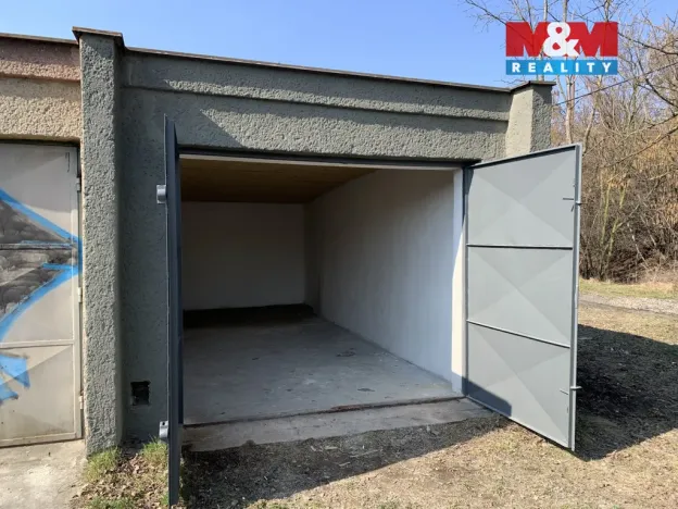 Pronájem garáže, Ostrava, Rozumova, 19 m2