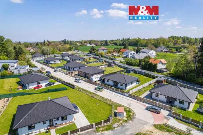 Prodej rodinného domu, Mukařov - Žernovka, K Památníku, 107 m2