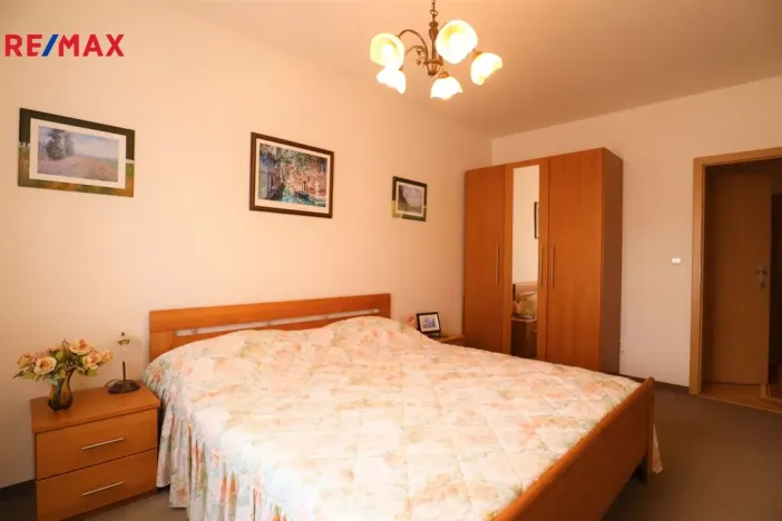 Pronájem bytu 2+kk, Karlovy Vary - Drahovice, Waldertova, 61 m2