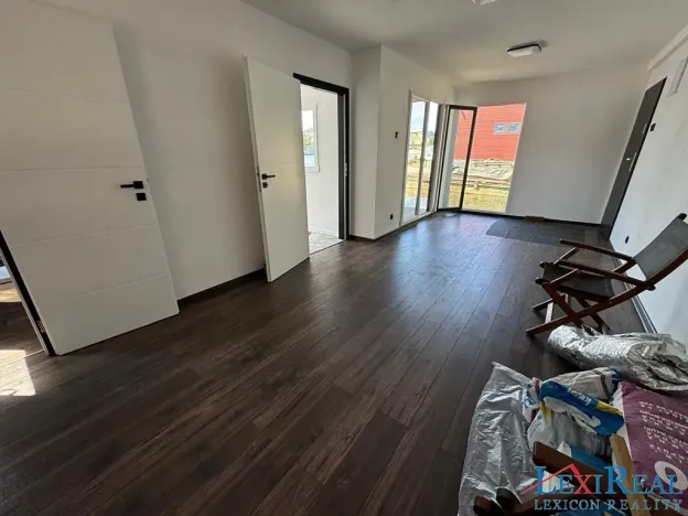 Prodej - jiné, Praha - Holešovice, Sanderova, 52 m2