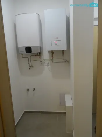 Pronájem bytu 1+kk, Hýskov, Kladenská, 35 m2