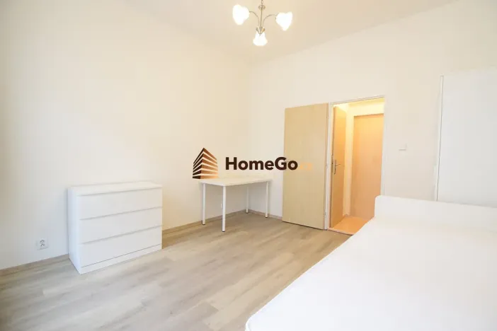 Pronájem bytu 1+kk, Praha - Vršovice, Sevastopolská, 15 m2