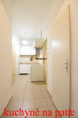 Pronájem bytu 1+kk, Praha - Vršovice, Sevastopolská, 15 m2