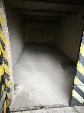 Pronájem ostatní, Holovousy