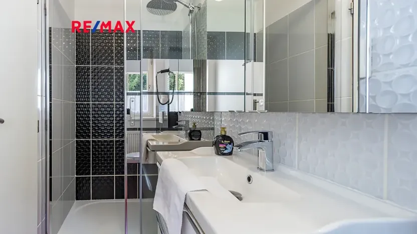 Prodej ubytování, Mařenice, 750 m2