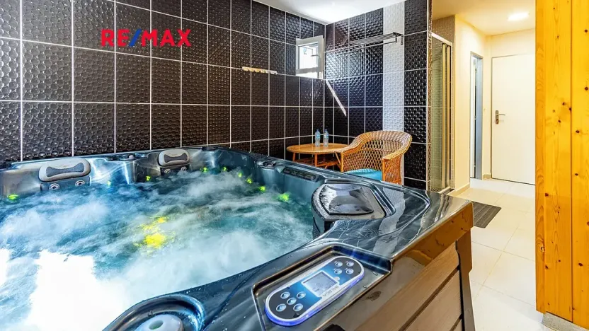 Prodej ubytování, Mařenice, 750 m2