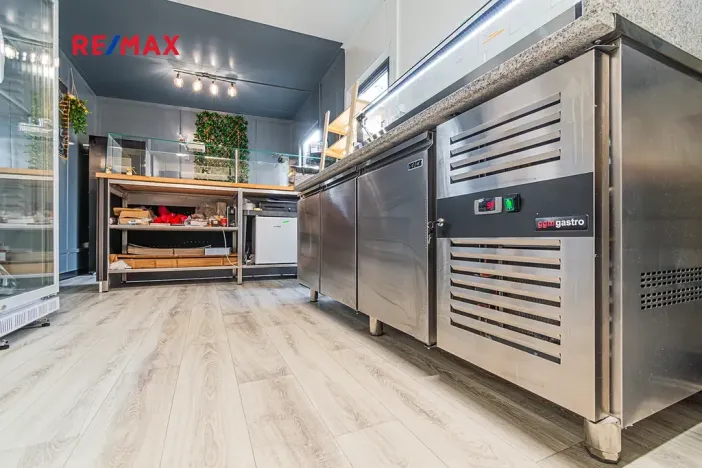 Prodej komerční nemovitosti, Plzeň, 27 m2