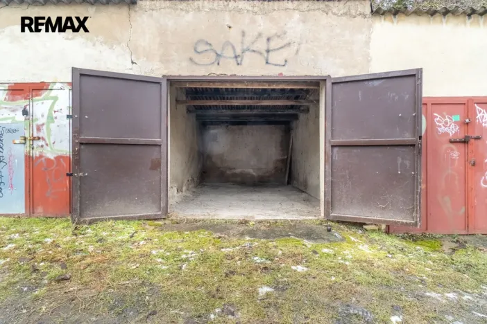 Prodej garáže, Praha, 19 m2