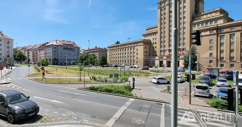 Pronájem bytu 1+kk, Praha - Bubeneč, Terronská, 25 m2