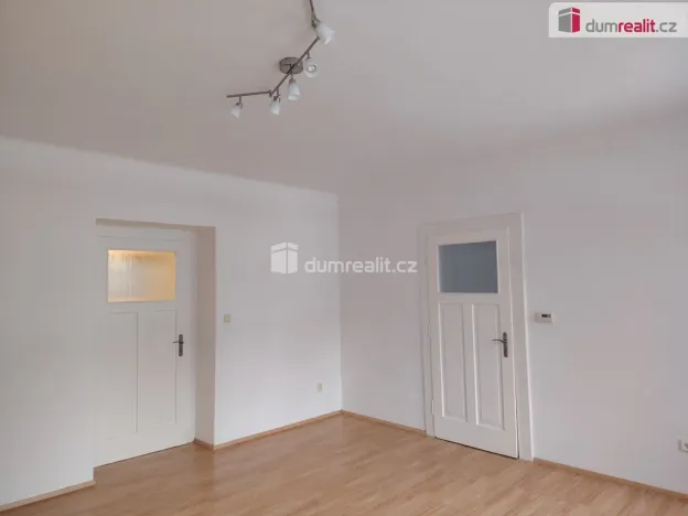 Pronájem bytu 3+1, Děčín - Děčín I-Děčín, Sládkova, 85 m2