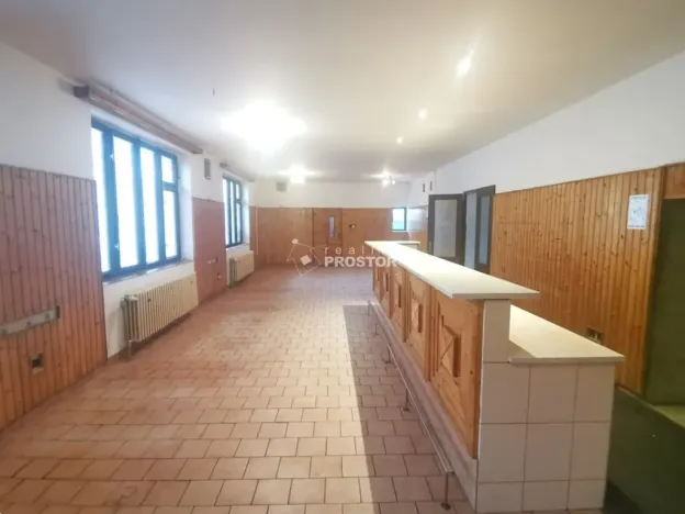 Prodej kanceláře, Zápy, 260 m2