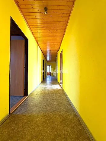 Prodej kanceláře, Zápy, 260 m2