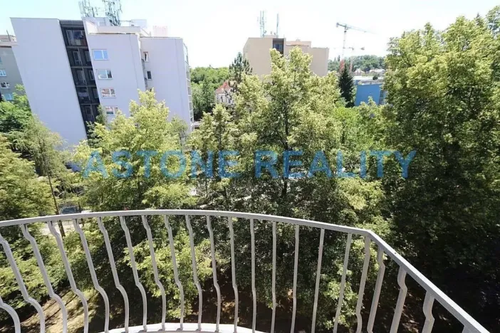 Pronájem bytu 1+1, Praha - Vokovice, Na dlouhém lánu, 43 m2