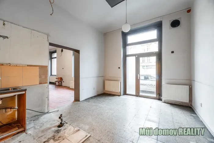 Pronájem restaurace, Praha - Libeň, Sokolovská, 120 m2