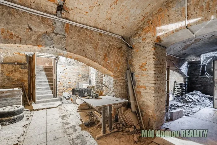 Pronájem restaurace, Praha - Libeň, Sokolovská, 120 m2