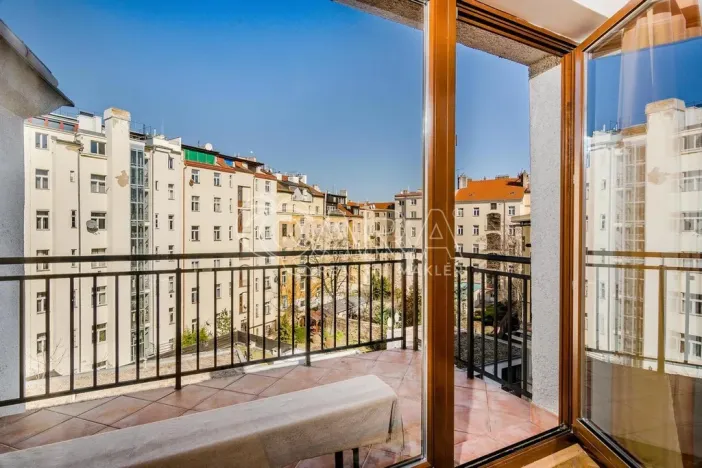 Pronájem bytu 2+kk, Praha - Vinohrady, Francouzská, 45 m2