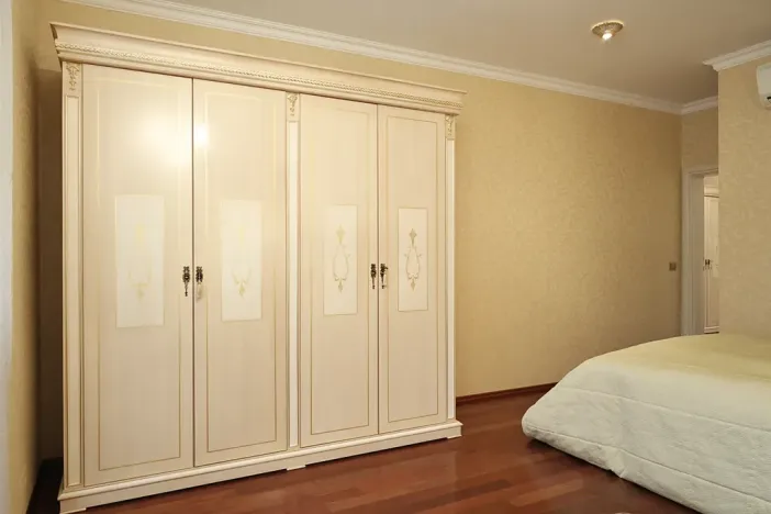 Prodej bytu 4+1, Karlovy Vary, Tylova, 182 m2