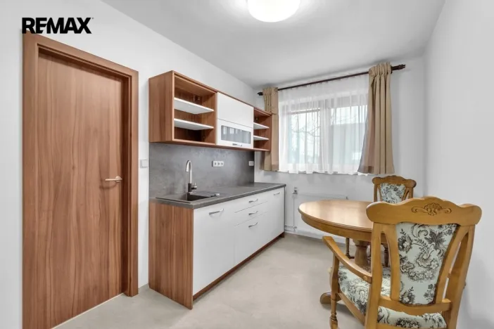 Prodej rodinného domu, Smiřice, Husova, 250 m2