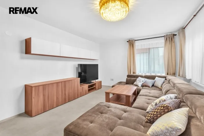 Prodej rodinného domu, Smiřice, Husova, 250 m2